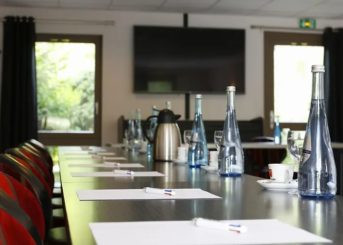 Hotel Restaurant Le Colibri Douvrin